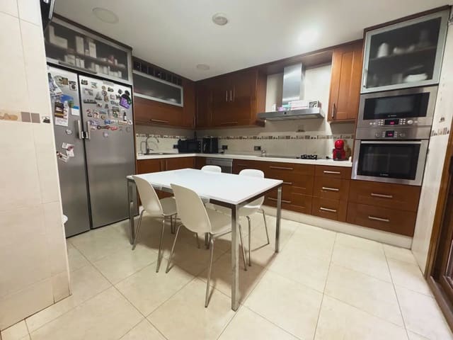 4 soverom Leilighet til salgs i San Pedro del Pinatar ciudad, San Pedro del Pinatar med garasje - € 255 900 (Ref: 9977609)