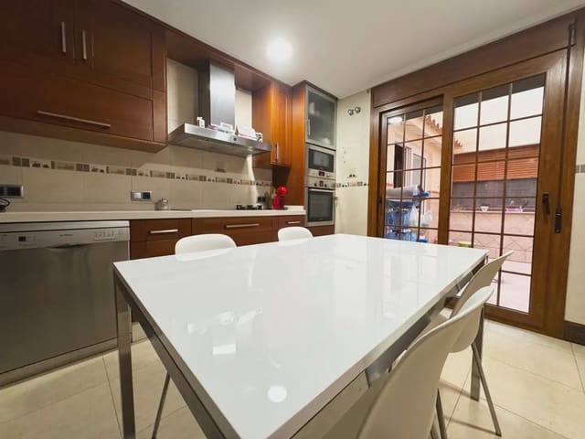 4 soverom Leilighet til salgs i San Pedro del Pinatar ciudad, San Pedro del Pinatar med garasje - € 255 900 (Ref: 9977609)