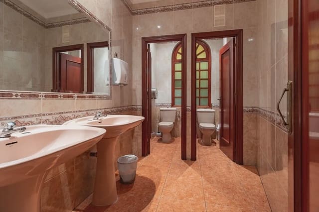 Gewerbe zu verkaufen in San Pedro del Pinatar ciudad, San Pedro del Pinatar - 395.000 € (Ref: 9977612)