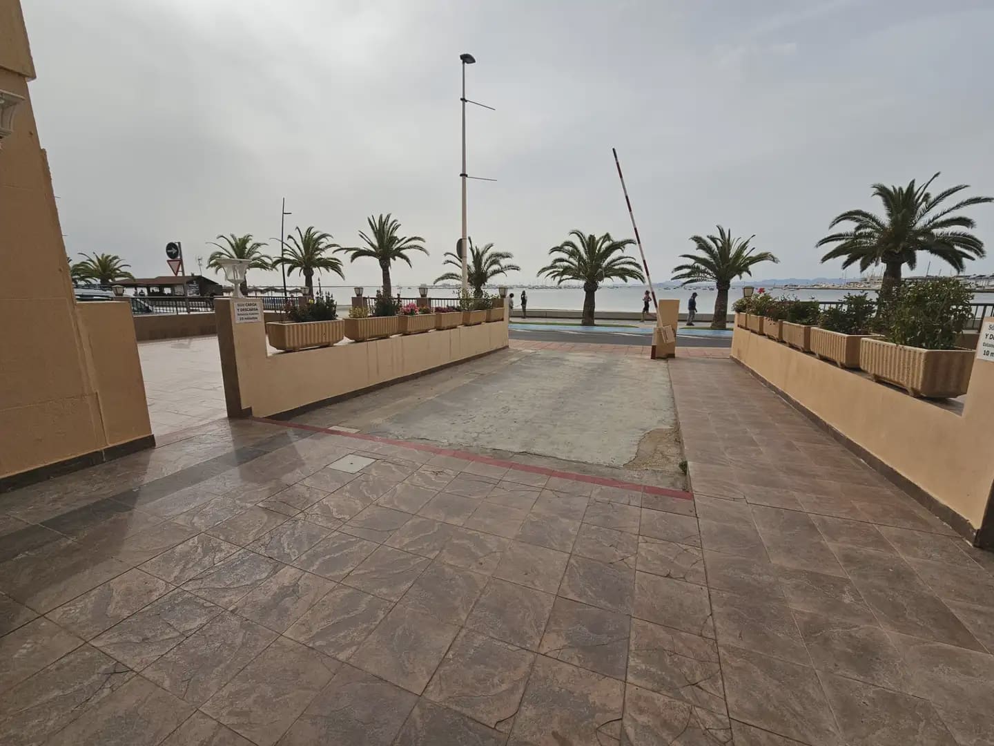 Komercyjne na sprzedaż w San Pedro del Pinatar - 513 000 € (Ref: 9977613)