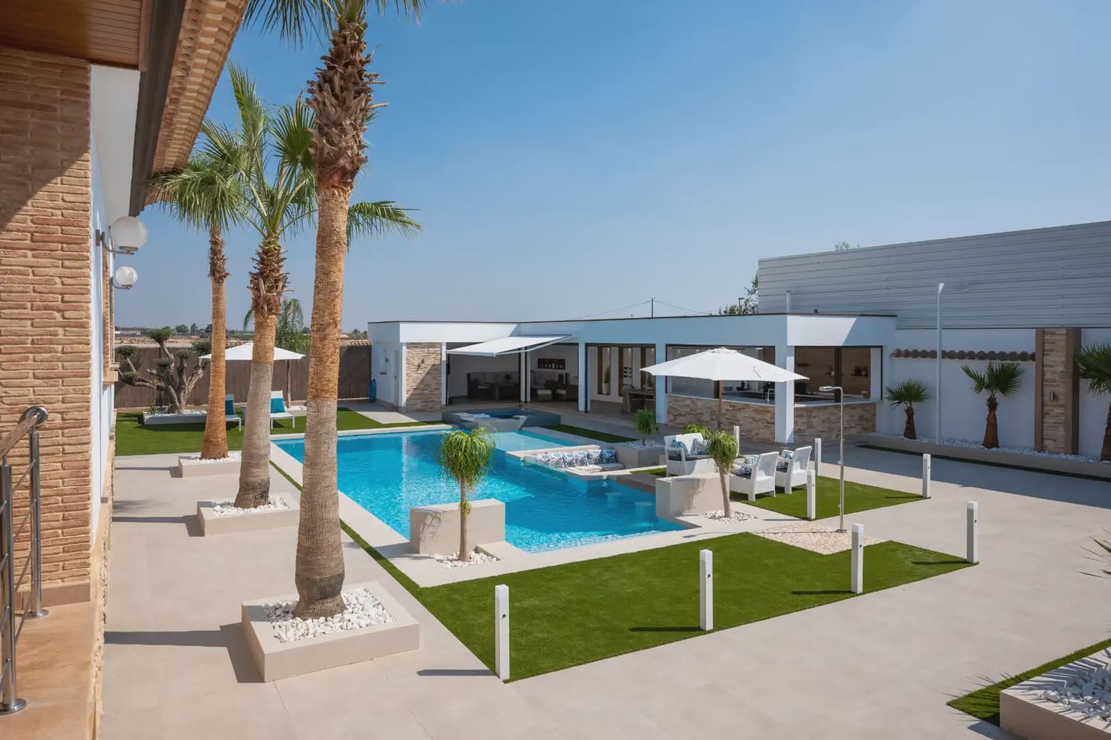 4 soveværelse Villa til salg i Avileses med swimmingpool garage - € 1.350.000 (Ref: 9977614)