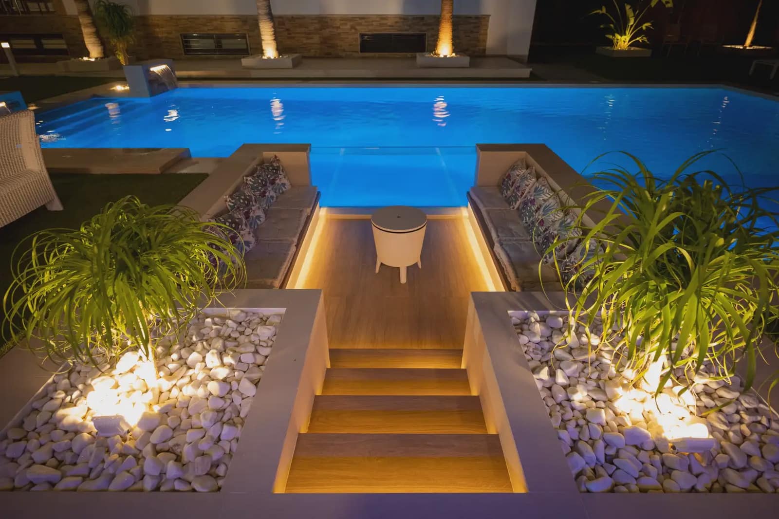 4 soveværelse Villa til salg i Avileses med swimmingpool garage - € 1.350.000 (Ref: 9977614)