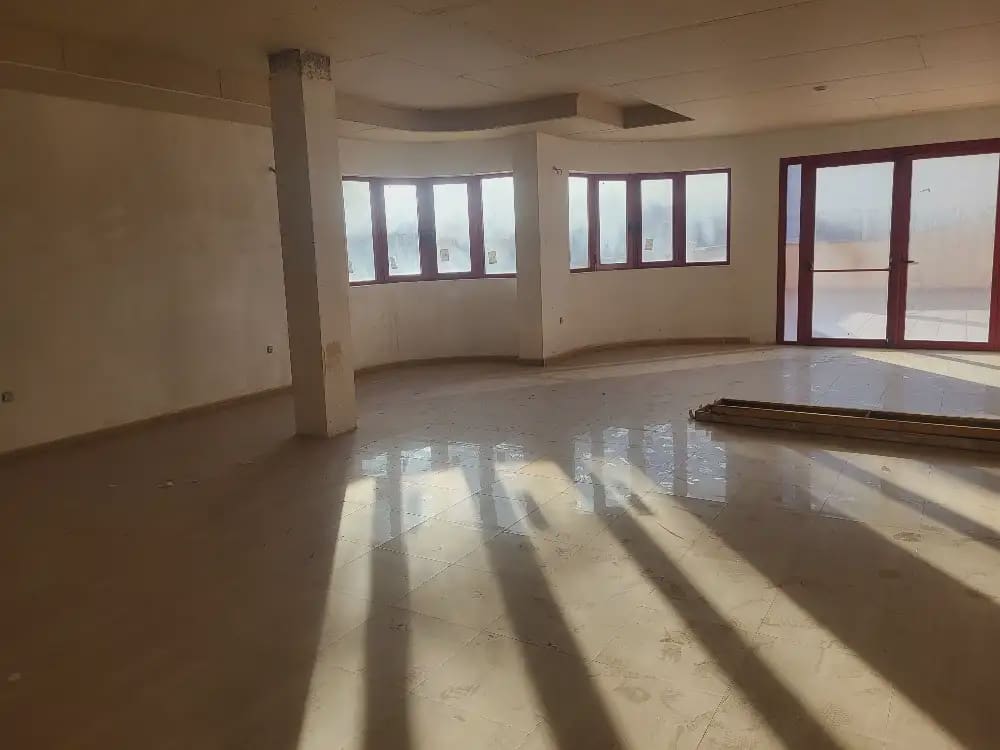 Hotel de 42 habitaciones en Los Alcázares en venta - 2.500.000 € (Ref: 9977616)