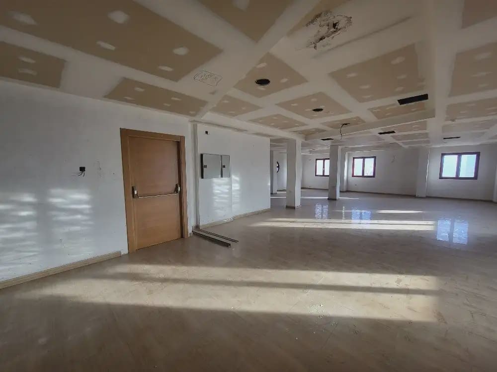 Hotel de 42 habitaciones en Los Alcázares en venta - 2.500.000 € (Ref: 9977616)