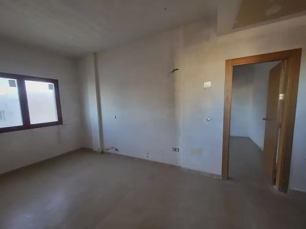Hotel de 42 habitaciones en Los Alcázares en venta - 2.500.000 € (Ref: 9977616)