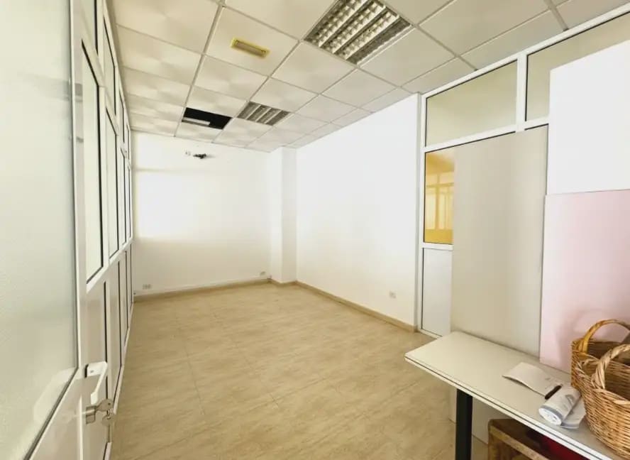 Gewerbe zu verkaufen in San Pedro del Pinatar - 144.000 € (Ref: 9977621)