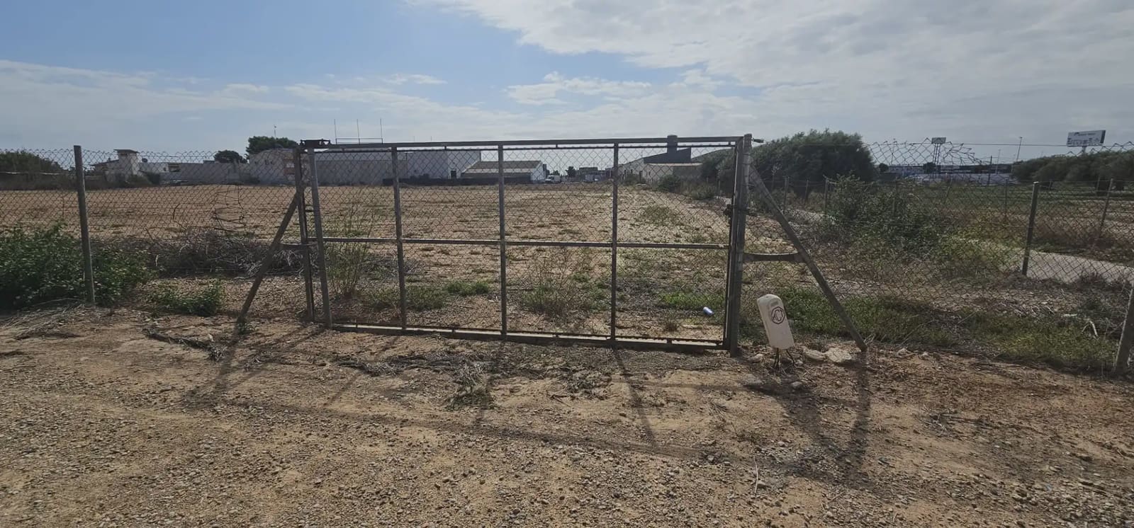 Grond te huur in San Pedro del Pinatar - € 1.000 (Ref: 9977623)