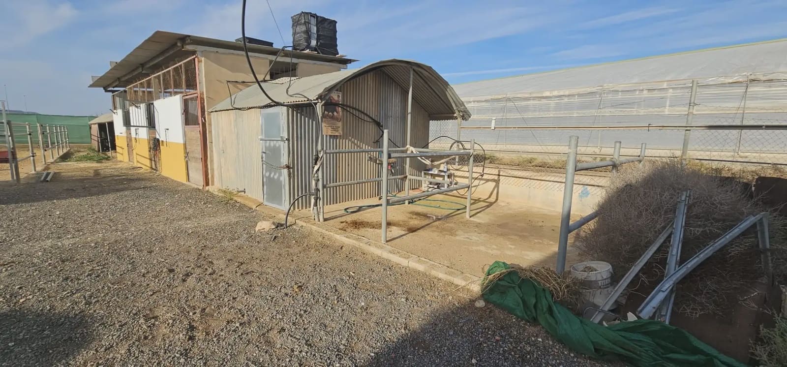 Ubebygd land til salgs i El Mirador - € 119 000 (Ref: 9977624)