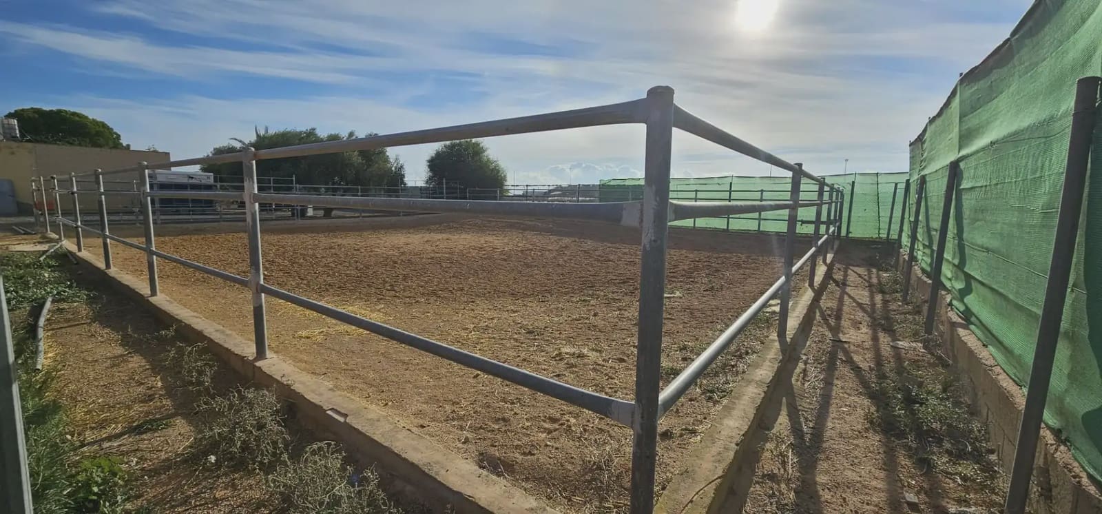 Ubebygd land til salgs i El Mirador - € 119 000 (Ref: 9977624)
