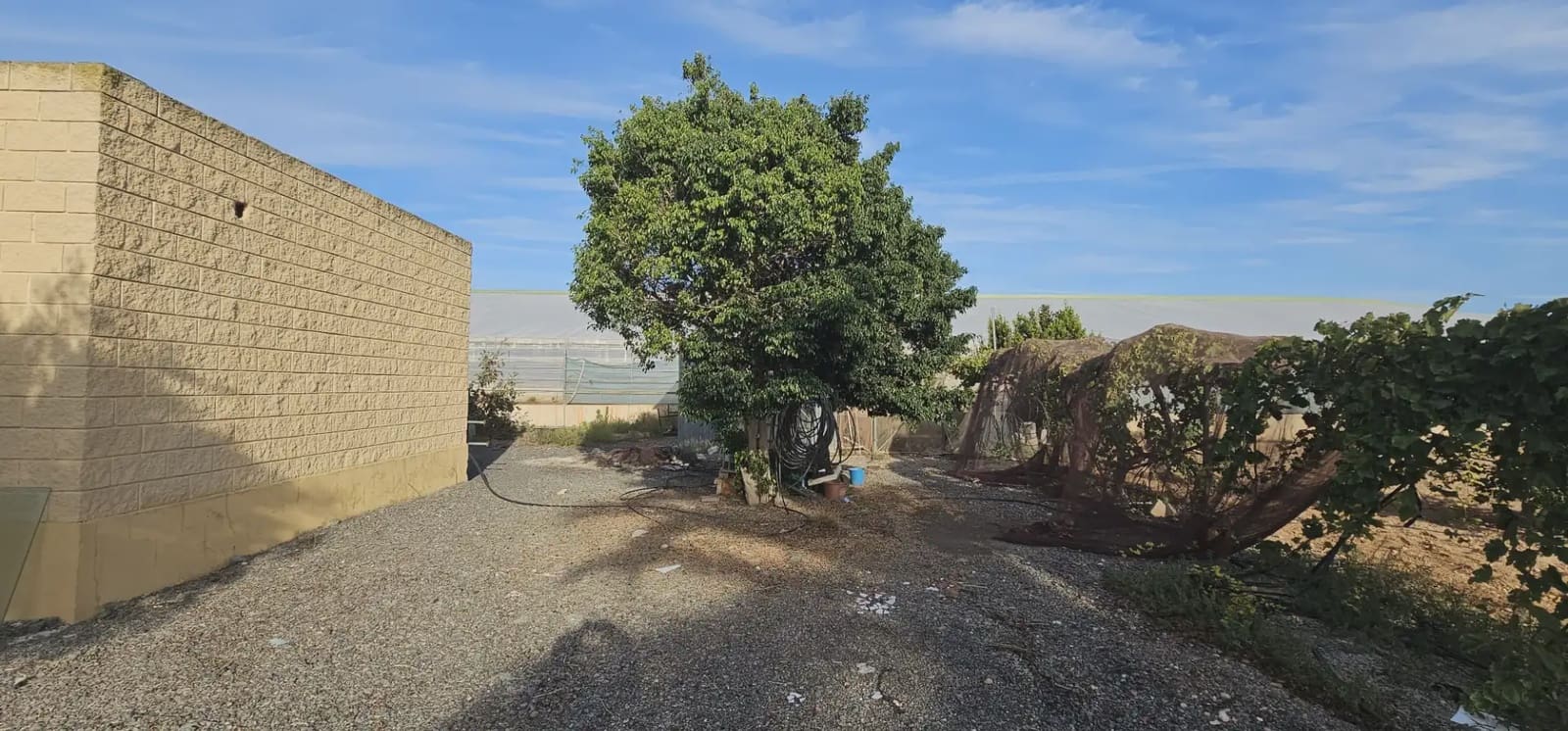 Ubebygd land til salgs i El Mirador - € 119 000 (Ref: 9977624)