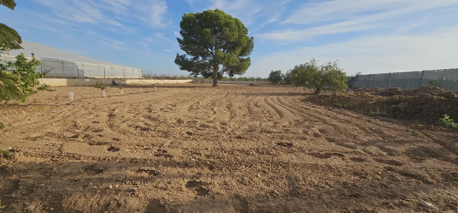 Ubebygd land til salgs i El Mirador - € 119 000 (Ref: 9977624)