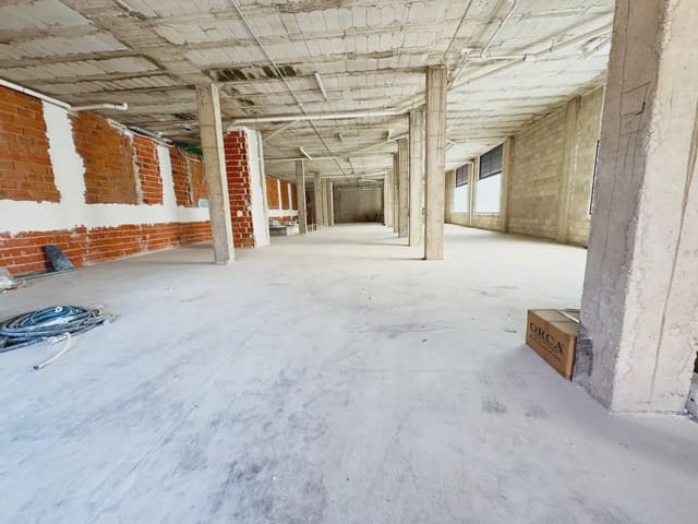 Erhverv til salg i San Pedro del Pinatar ciudad, San Pedro del Pinatar - € 560.000 (Ref: 9977625)