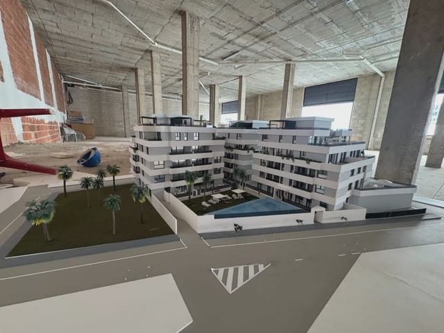 Erhverv til salg i San Pedro del Pinatar ciudad, San Pedro del Pinatar - € 560.000 (Ref: 9977625)