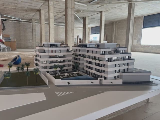 Erhverv til salg i San Pedro del Pinatar ciudad, San Pedro del Pinatar - € 560.000 (Ref: 9977625)