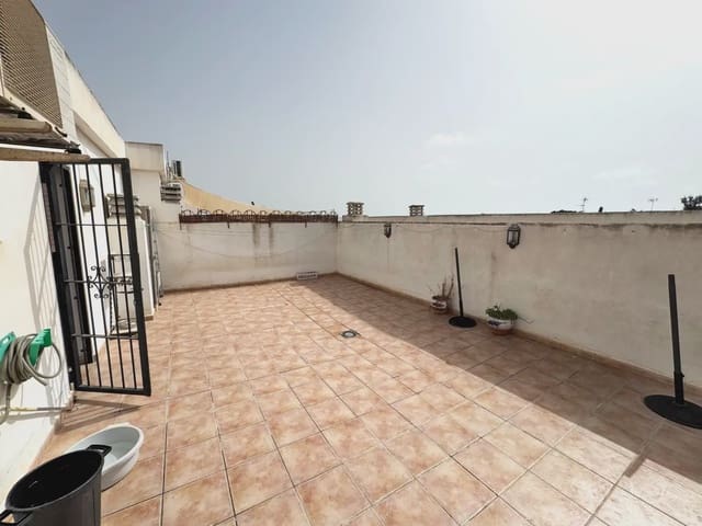 4 bedroom Penthouse for sale in Ciudad, San Javier with garage - € 189,000 (Ref: 9977626)
