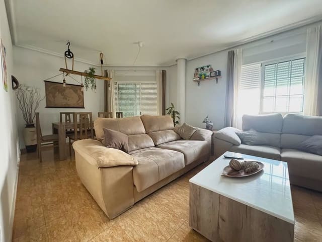4 soveværelse Byhus til salg i San Pedro del Pinatar ciudad, San Pedro del Pinatar med garage - € 289.000 (Ref: 9977627)