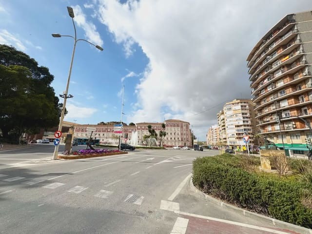 6 soveværelse Lejlighed til salg i Cartagena Ciudad, Cartagena - € 245.000 (Ref: 9977633)