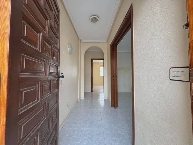 3 soveværelse Lejlighed til salg i San Pedro del Pinatar ciudad, San Pedro del Pinatar med garage - € 149.900 (Ref: 9977634)