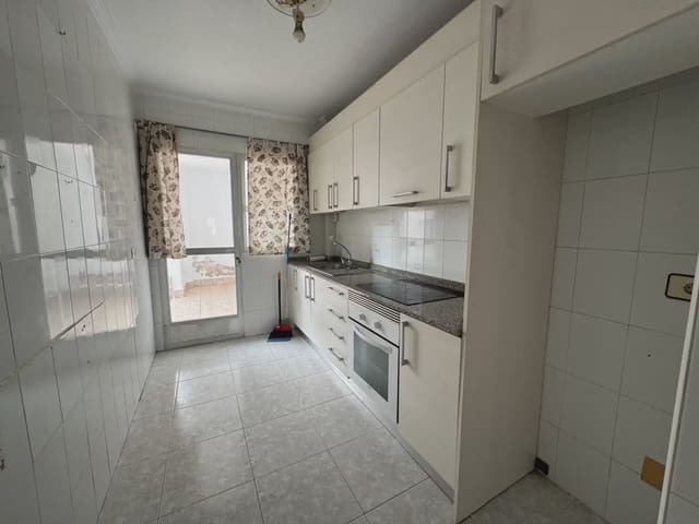 3 soveværelse Lejlighed til salg i San Pedro del Pinatar ciudad, San Pedro del Pinatar med garage - € 149.900 (Ref: 9977634)