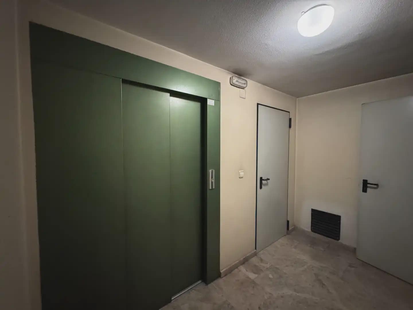 4 makuuhuone Kattohuoneisto myytävänä paikassa San Pedro del Pinatar mukana 
autotalli - 179 900 € (Ref: 9977635)