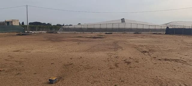 Undeveloped Land for sale in San Pedro del Pinatar ciudad, San Pedro del Pinatar - € 75,000 (Ref: 9977636)