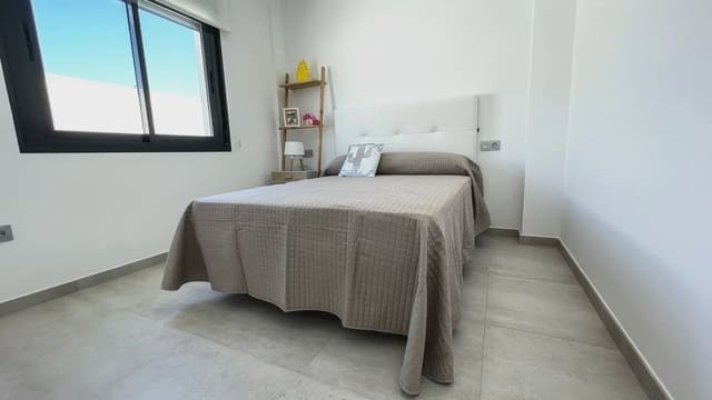 3 sypialnia Willa na sprzedaż w Pinar de Campoverde, Pilar de la Horadada z basenem garażem - 422 500 € (Ref: 9977638)