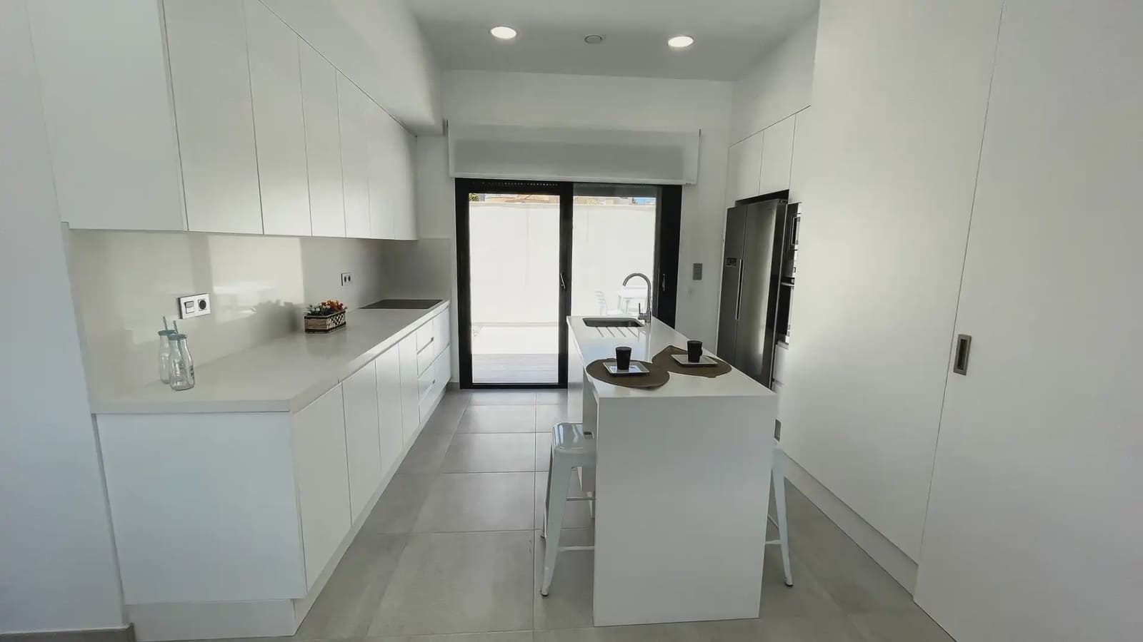 Chalet de 3 habitaciones en Pilar de la Horadada en venta con piscina garaje - 422.500 € (Ref: 9977638)