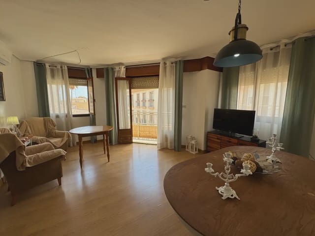 4 slaapkamer Flat te koop in Ciudad, San Javier met garage - € 129.900 (Ref: 9977639)