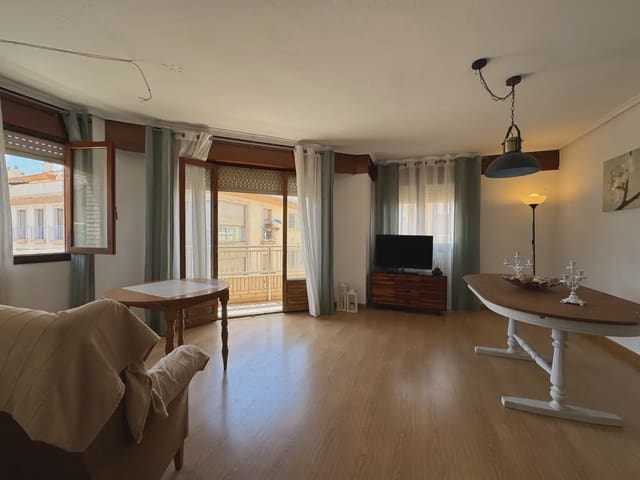 4 slaapkamer Flat te koop in Ciudad, San Javier met garage - € 129.900 (Ref: 9977639)