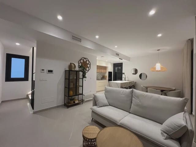 Chalet de 5 habitaciones en Torre-Pacheco en venta con piscina garaje - 795.000 € (Ref: 9977640)