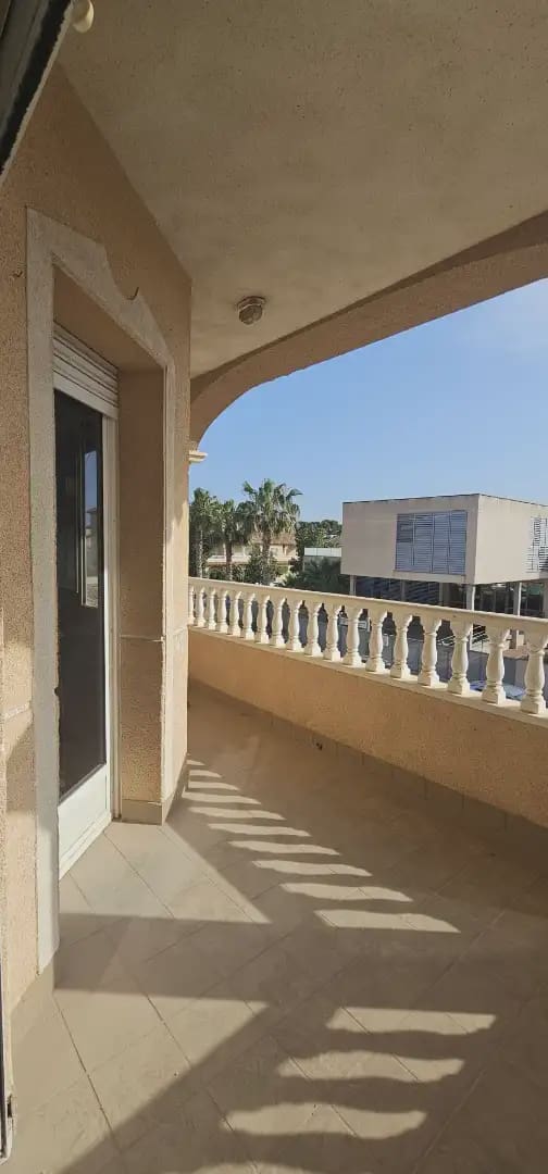 3 bedroom Flat for sale in San Javier with garage - € 168,000 (Ref: 9977641)