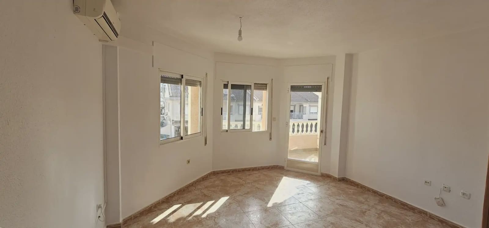 3 bedroom Flat for sale in San Javier with garage - € 168,000 (Ref: 9977641)