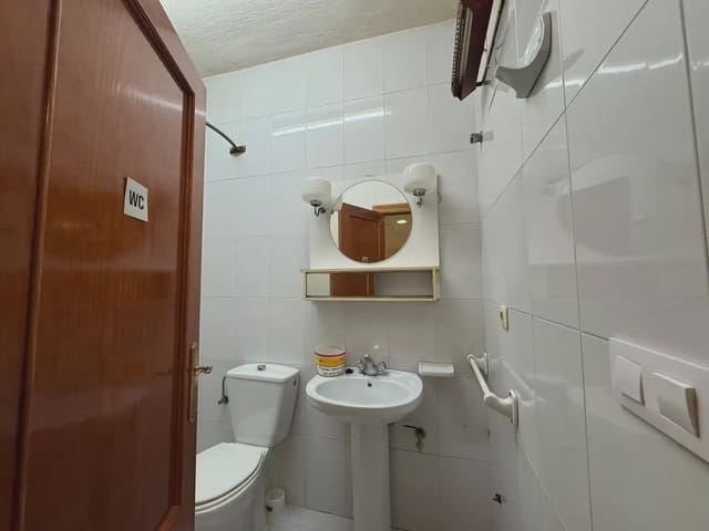 Comercial para arrendar em San Pedro del Pinatar ciudad, San Pedro del Pinatar - 550 € (Ref: 9977642)