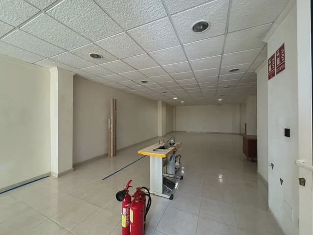Comercial para arrendar em San Pedro del Pinatar ciudad, San Pedro del Pinatar - 550 € (Ref: 9977642)