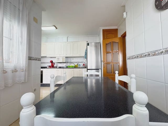 4 sypialnia Mieszkanie na sprzedaż w Torre de la Horadada, Pilar de la Horadada z garażem - 399 900 € (Ref: 9977648)