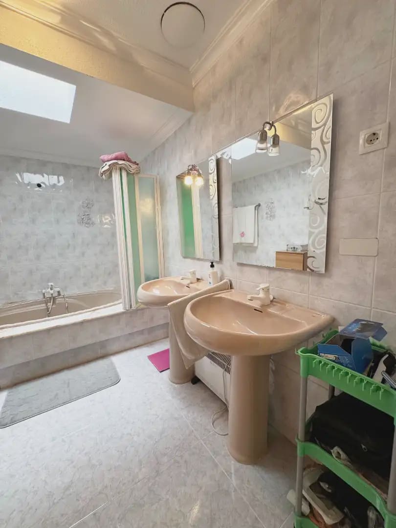4 bedroom Penthouse for sale in Pilar de la Horadada - € 299,000 (Ref: 9977649)
