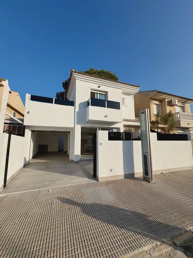 3 soveværelse Byhus til salg i San Javier med garage - € 429.900 (Ref: 9987334)