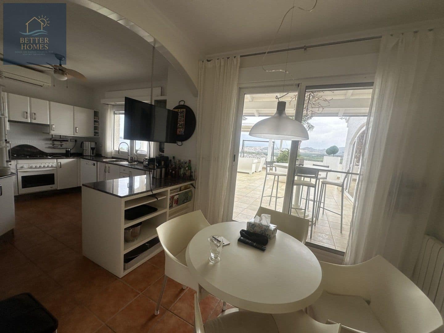 5 makuuhuone Huvila myytävänä paikassa Isla Plana mukana uima-altaan - 834 000 € (Ref: 10009542)