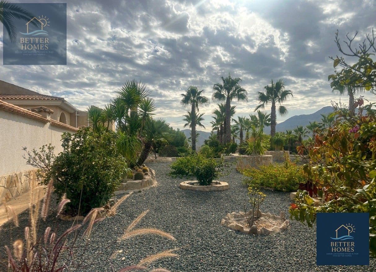4 camera da letto Villa in vendita in Leiva con piscina garage - 535.000 € (Rif: 10009551)