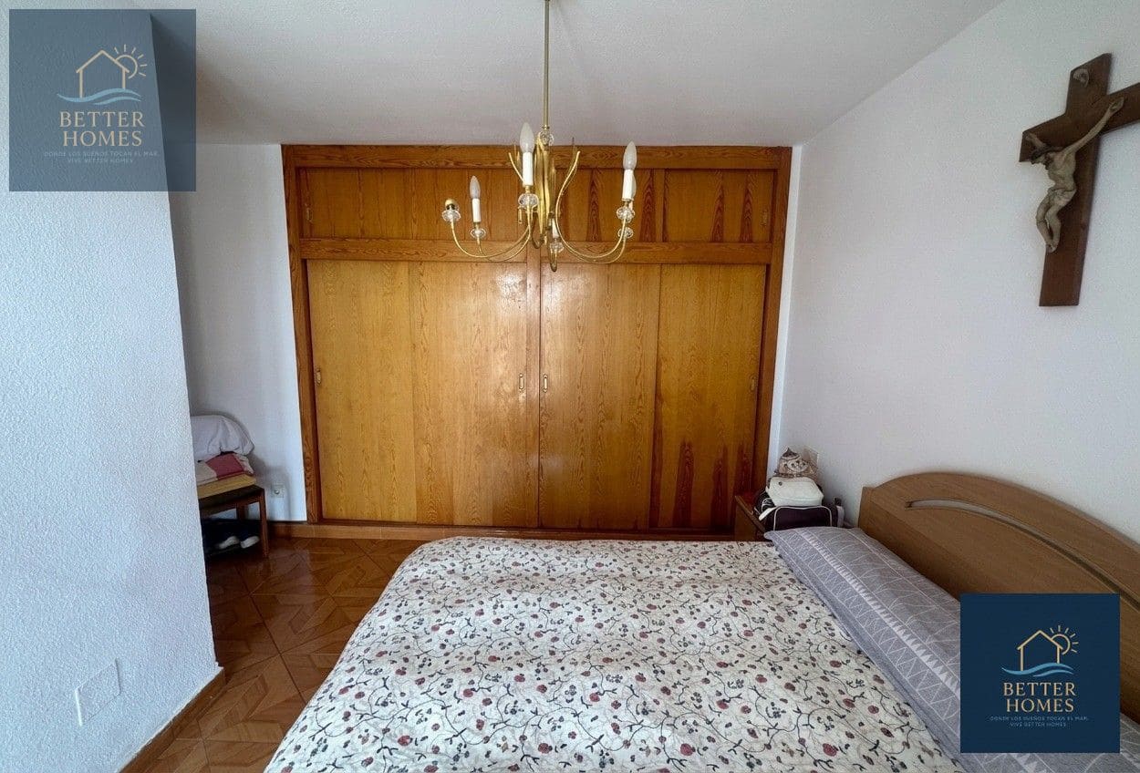 5 bedroom Flat for sale in Alamillo - € 219,900 (Ref: 10009553)