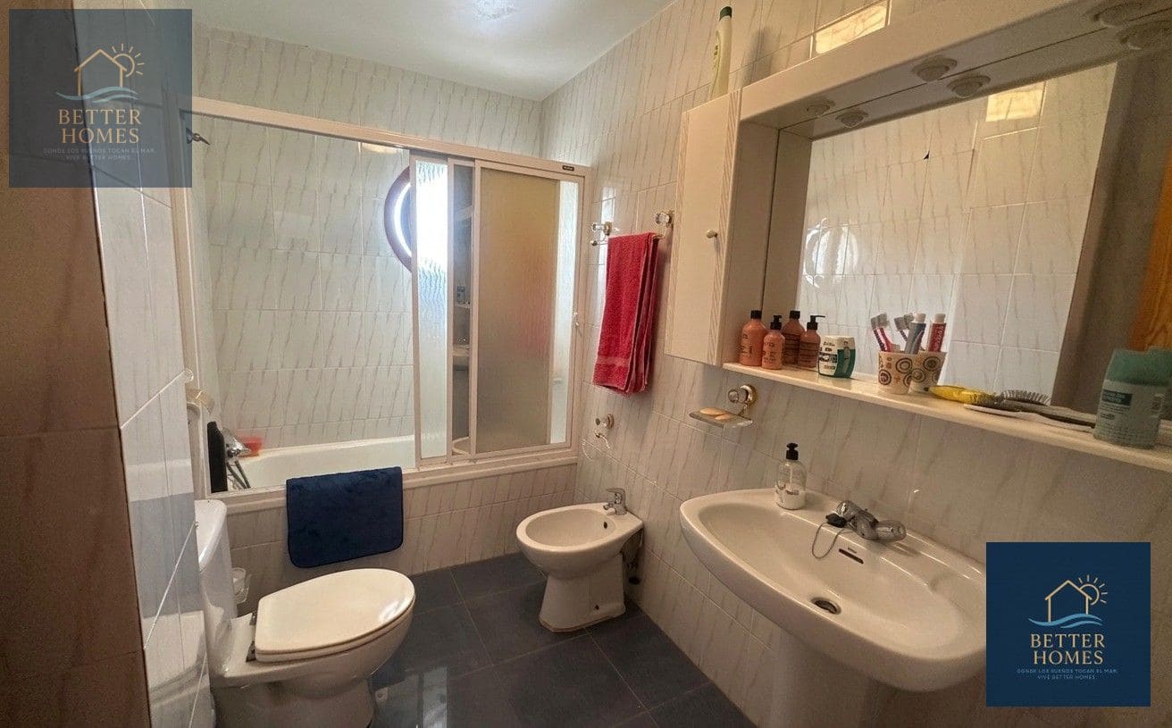 5 bedroom Flat for sale in Alamillo - € 219,900 (Ref: 10009553)