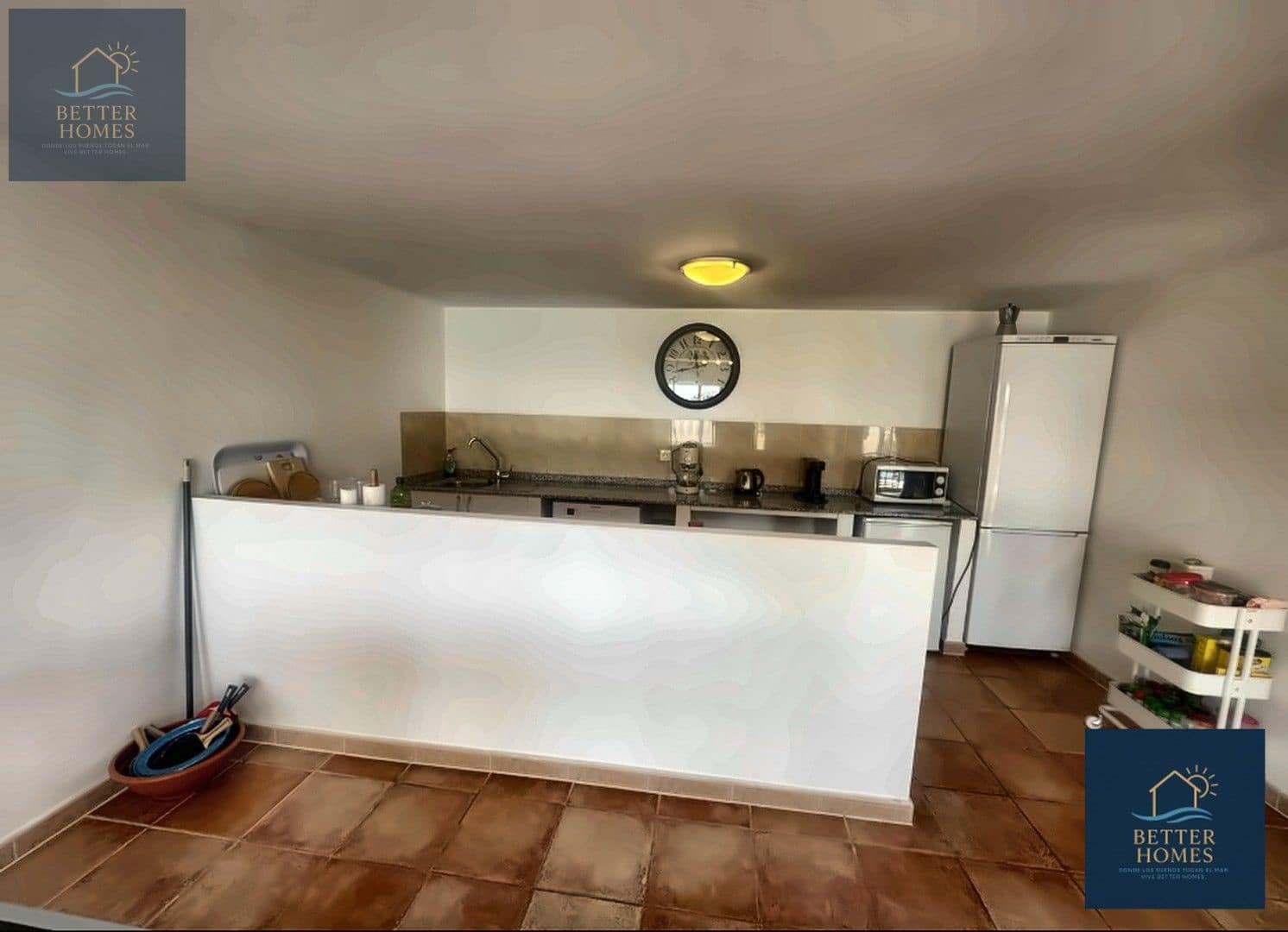 5 bedroom Flat for sale in Alamillo with pool - € 549,900 (Ref: 10009557)