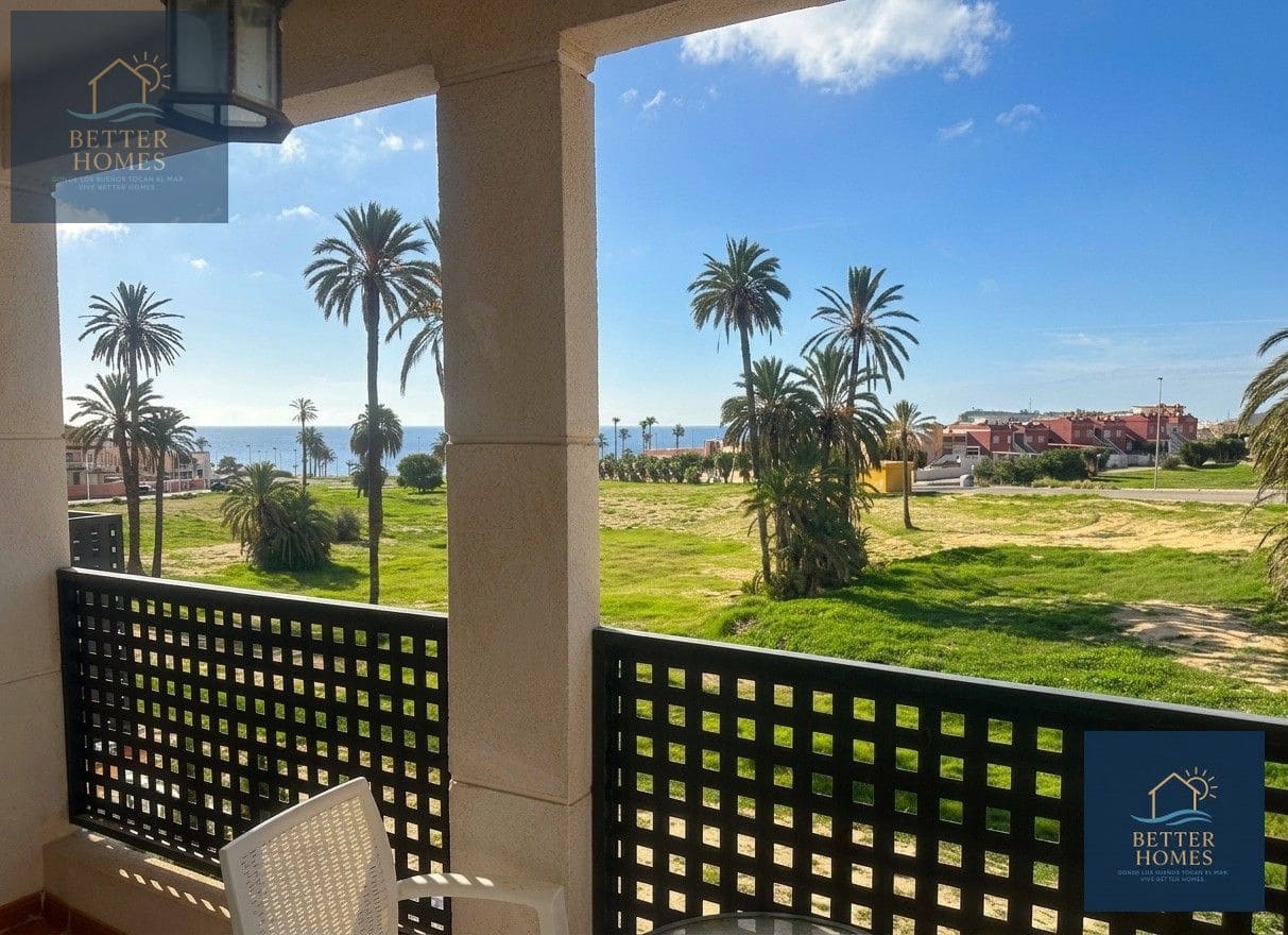 5 bedroom Flat for sale in Alamillo with pool - € 549,900 (Ref: 10009557)