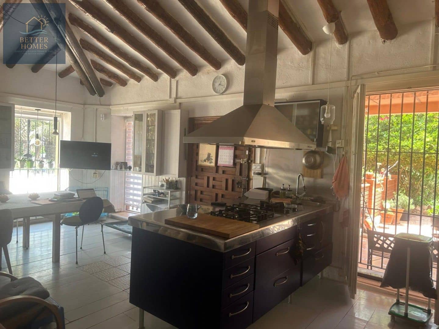 8 bedroom Villa for sale in Aguilas with pool - € 950,000 (Ref: 10009561)