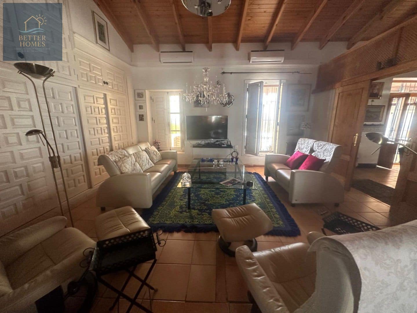 8 bedroom Villa for sale in Aguilas with pool - € 950,000 (Ref: 10009561)