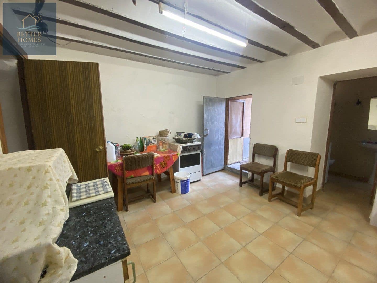 6 soverom Villa til salgs i La Pinilla med garasje - € 120 000 (Ref: 10101272)