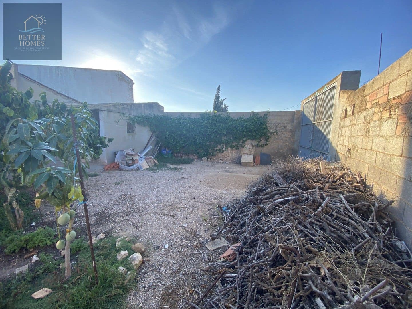 6 soverom Villa til salgs i La Pinilla med garasje - € 120 000 (Ref: 10101272)