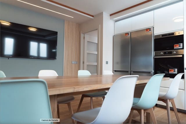 6 slaapkamer Penthouse te koop in Lerid stad - € 448.000 (Ref: 9974298)