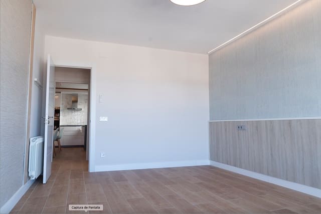 6 slaapkamer Penthouse te koop in Lerid stad - € 448.000 (Ref: 9974298)