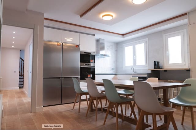 6 slaapkamer Penthouse te koop in Lerid stad - € 448.000 (Ref: 9974298)